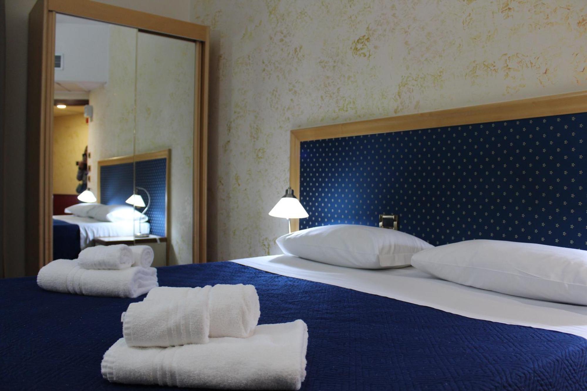 Hotel Palace Masoanri'S Reggio di Calabria Buitenkant foto