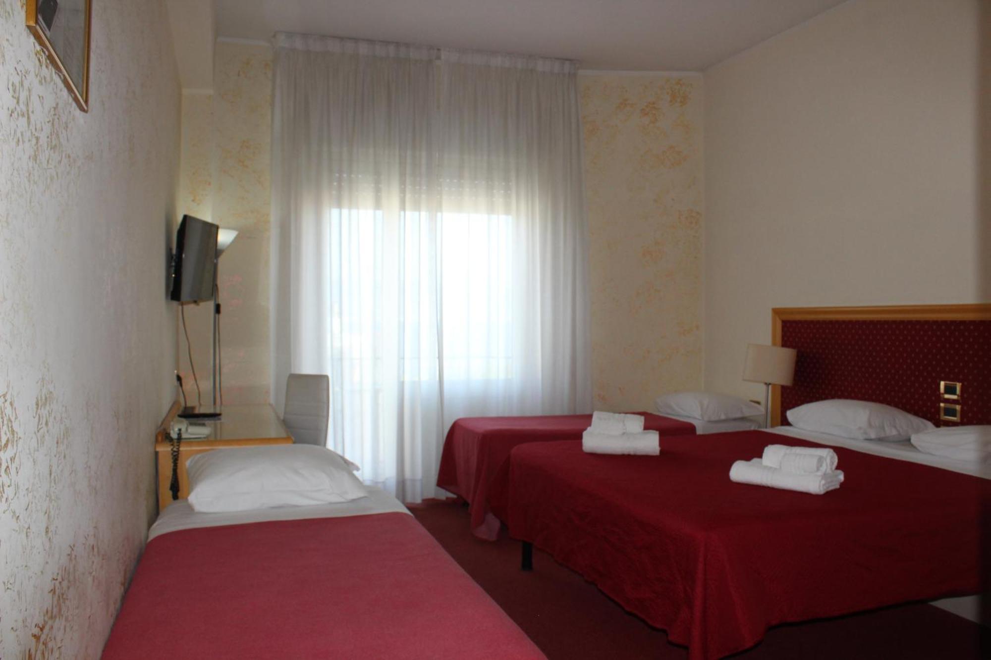 Hotel Palace Masoanri'S Reggio di Calabria Buitenkant foto