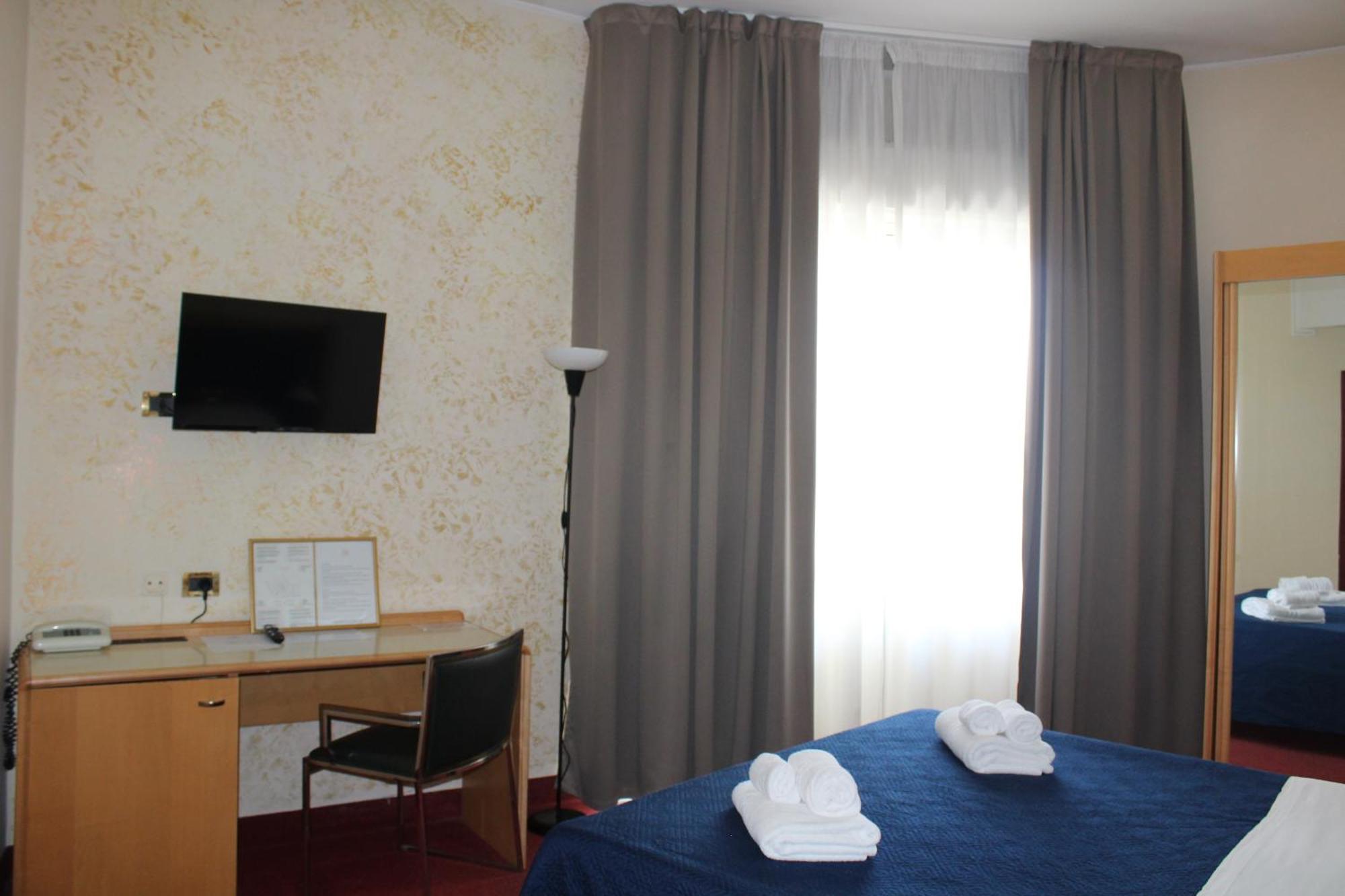 Hotel Palace Masoanri'S Reggio di Calabria Buitenkant foto