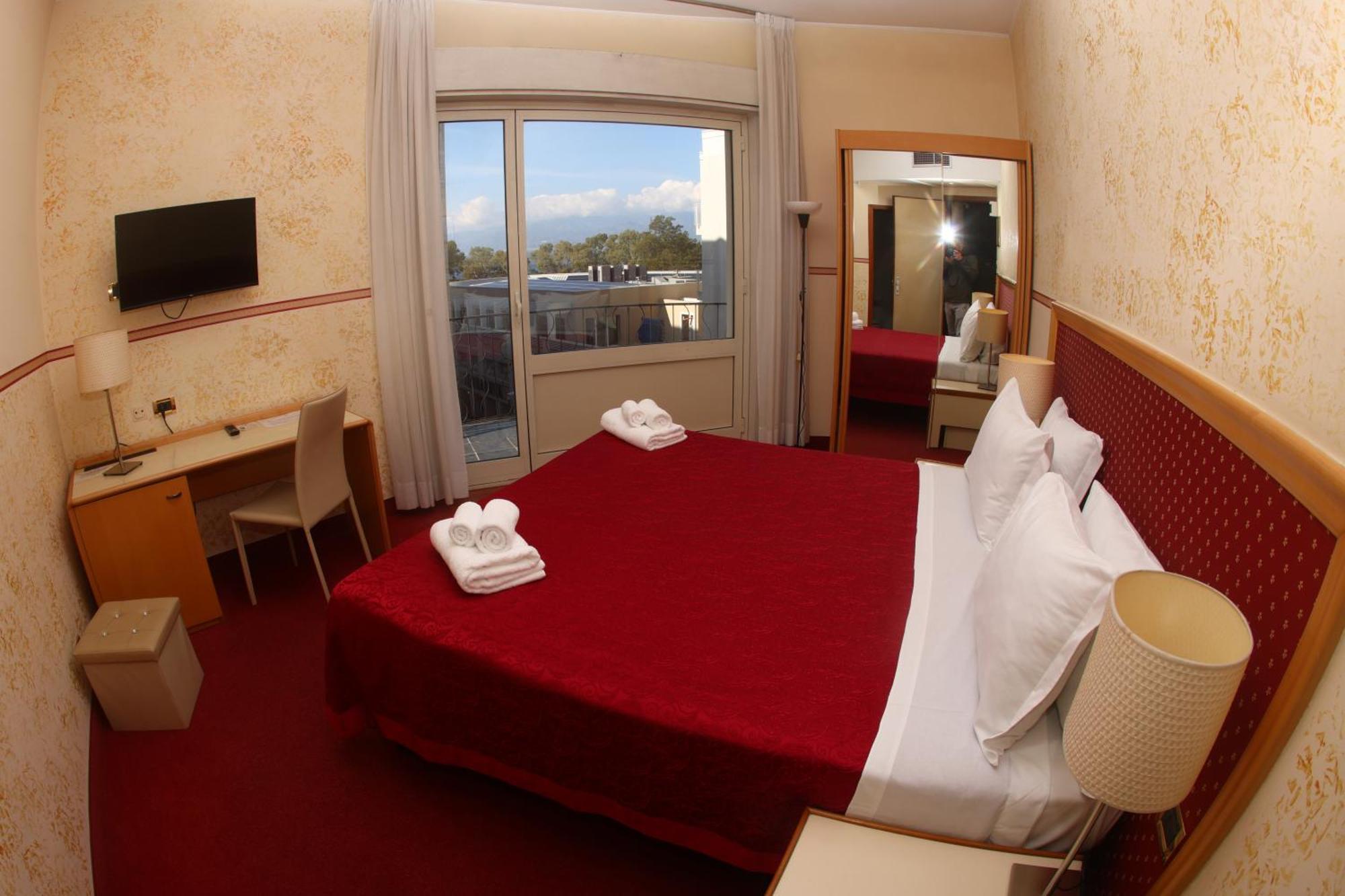 Hotel Palace Masoanri'S Reggio di Calabria Buitenkant foto