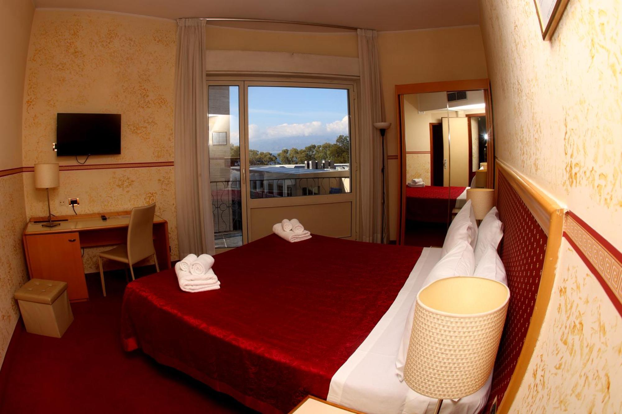 Hotel Palace Masoanri'S Reggio di Calabria Buitenkant foto